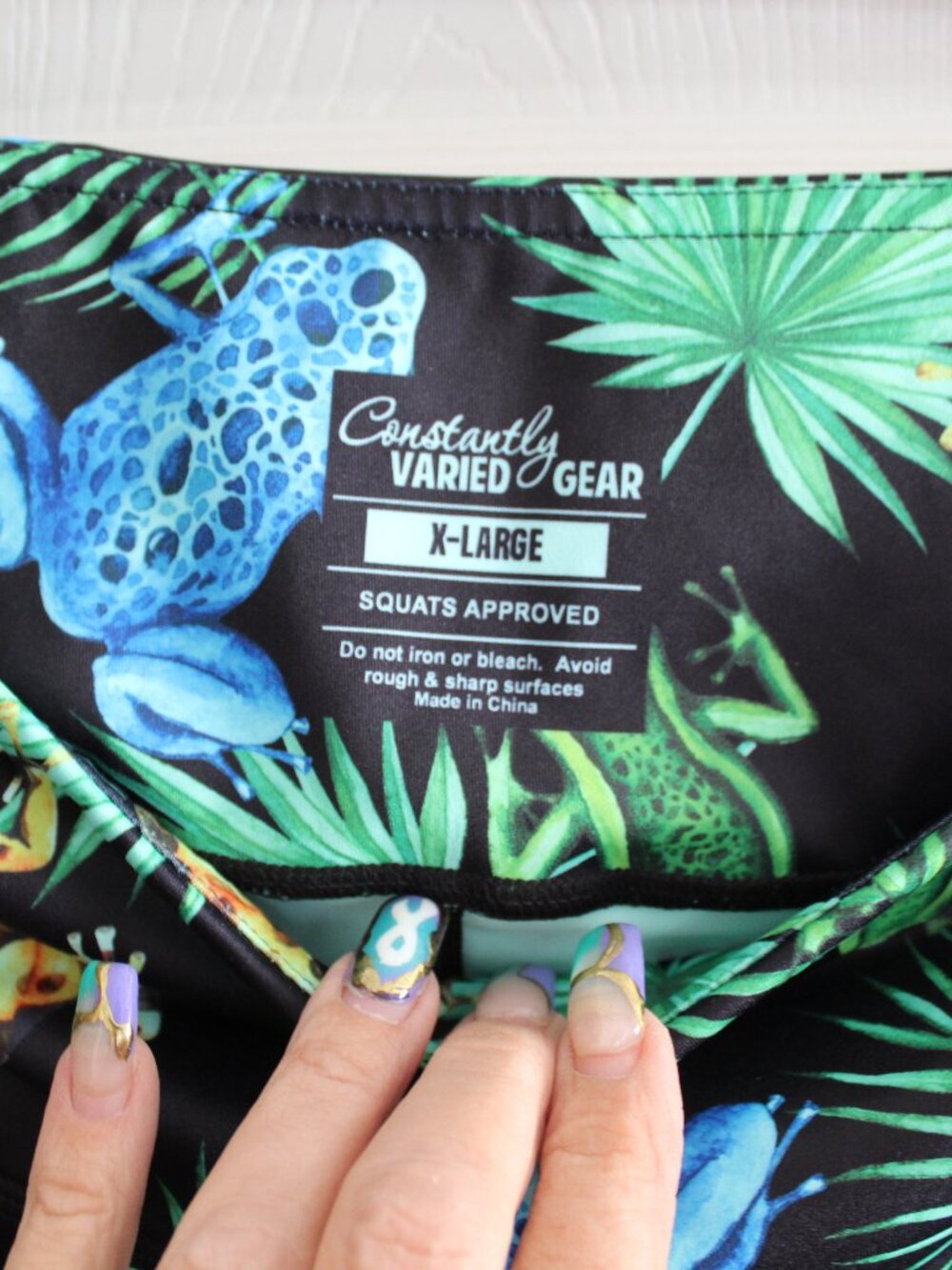 CVG Constantly Varied Gear Tropical Frog Leggings Size X Large - Picture 2 of 4